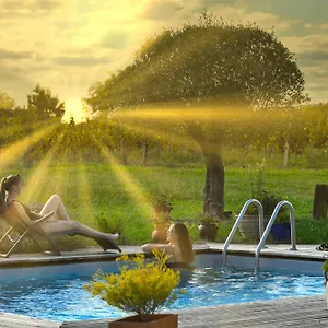 Hébergement de vacances Les Vignes, Cravenceres