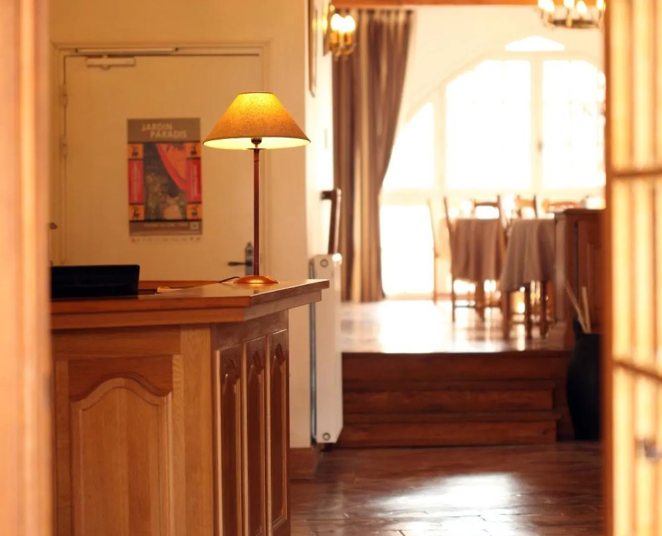 ***  Hotel Des Consuls Castelnau-de-Montmiral France
