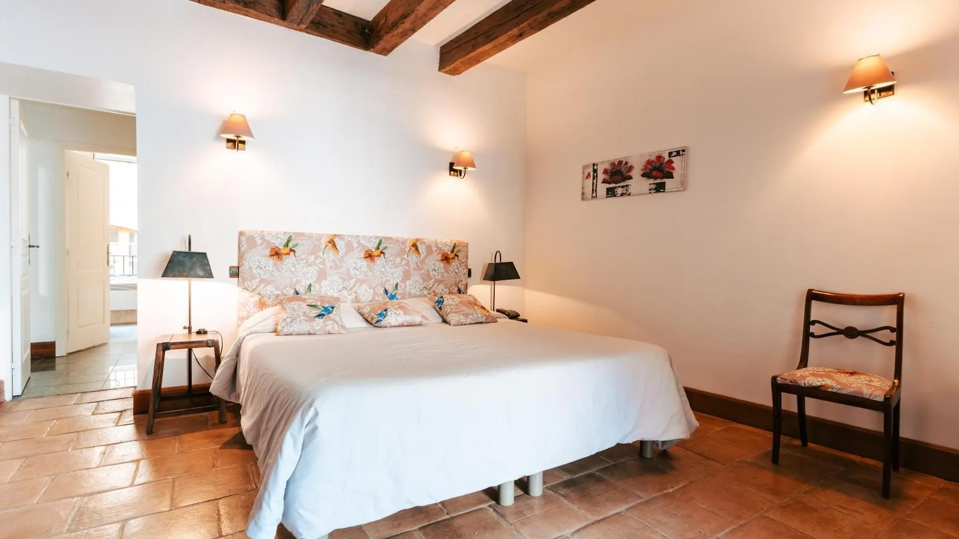 Hotel Des Consuls Castelnau-de-Montmiral 3*,  France